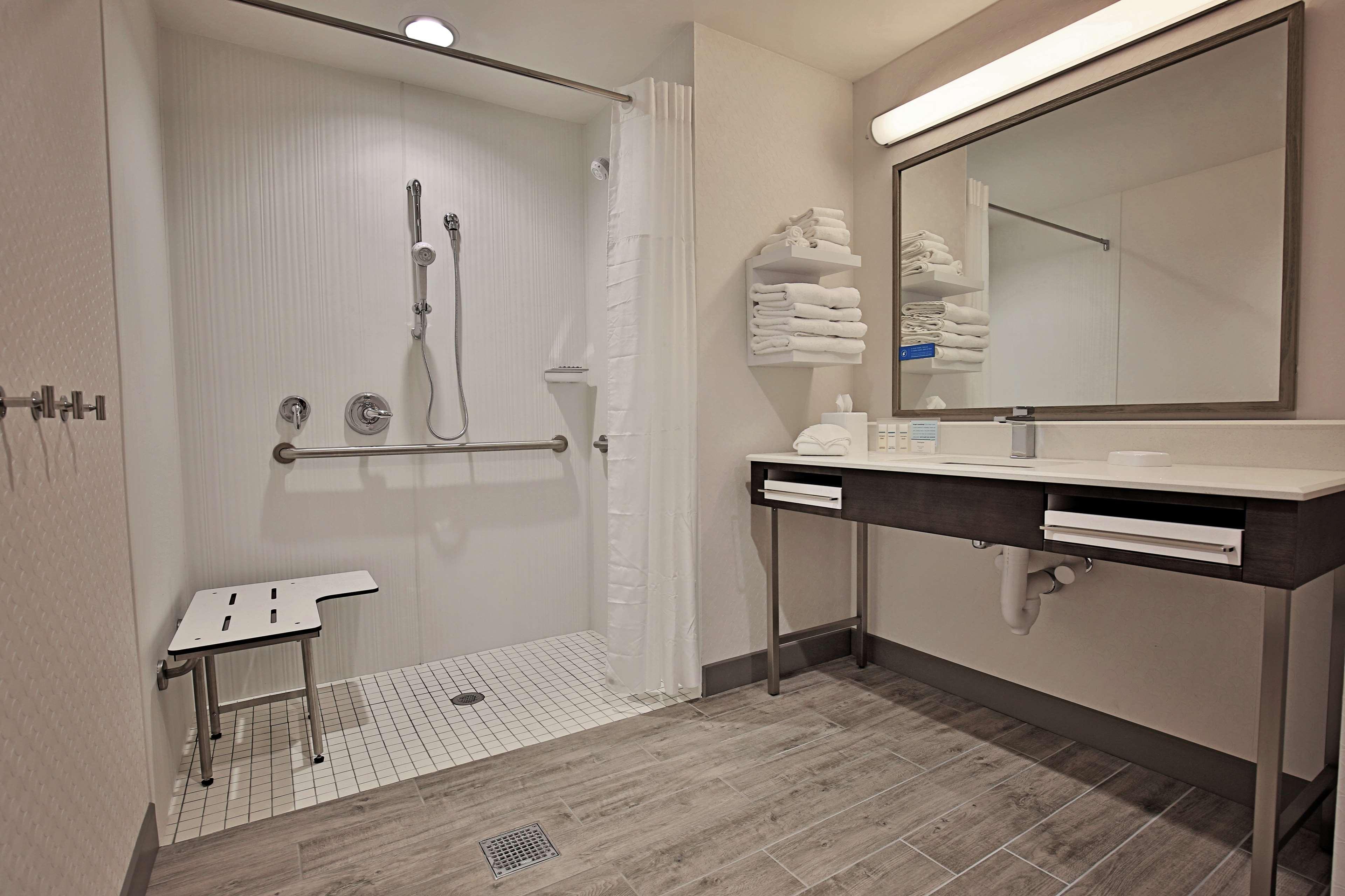 Hampton Inn & Suites Asheville Biltmore Area Bagian luar foto