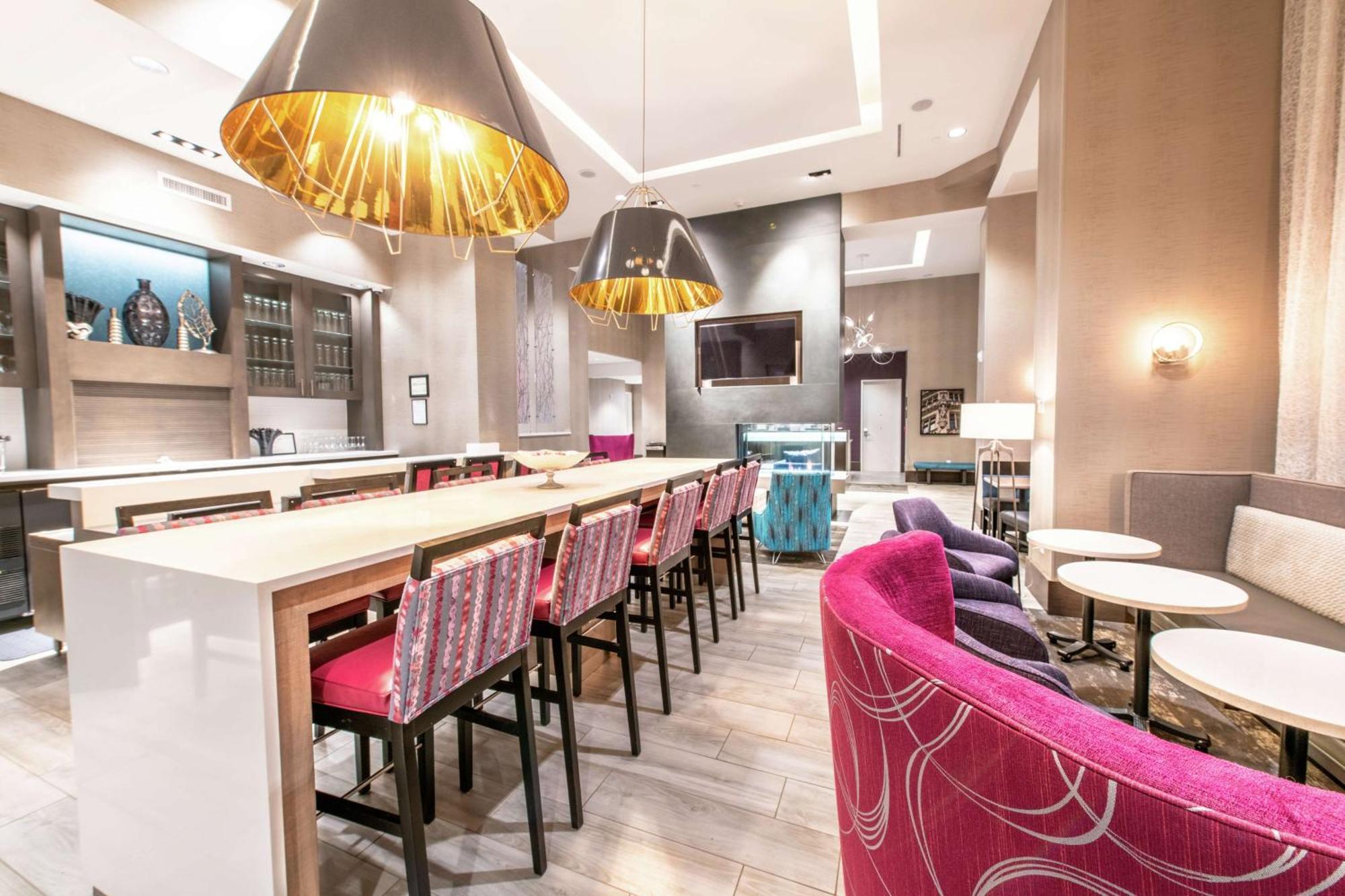Hampton Inn & Suites Asheville Biltmore Area Bagian luar foto